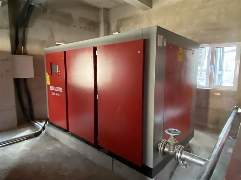 Mudell għall-aġġornament tas-sistema tal-kompressur tal-arja fl-industrija tal-istrumenti ta 'preċiżjoni: Prattika tal-effiċjenza tal-enerġija tal-ewwel klassi tal-Geso BAE-90FC + Brittanika